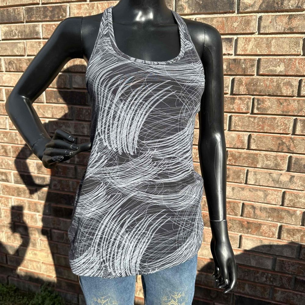 Vintage Nike Tank Top Womens Medium Grey Printed Design Scoop‎ Neck